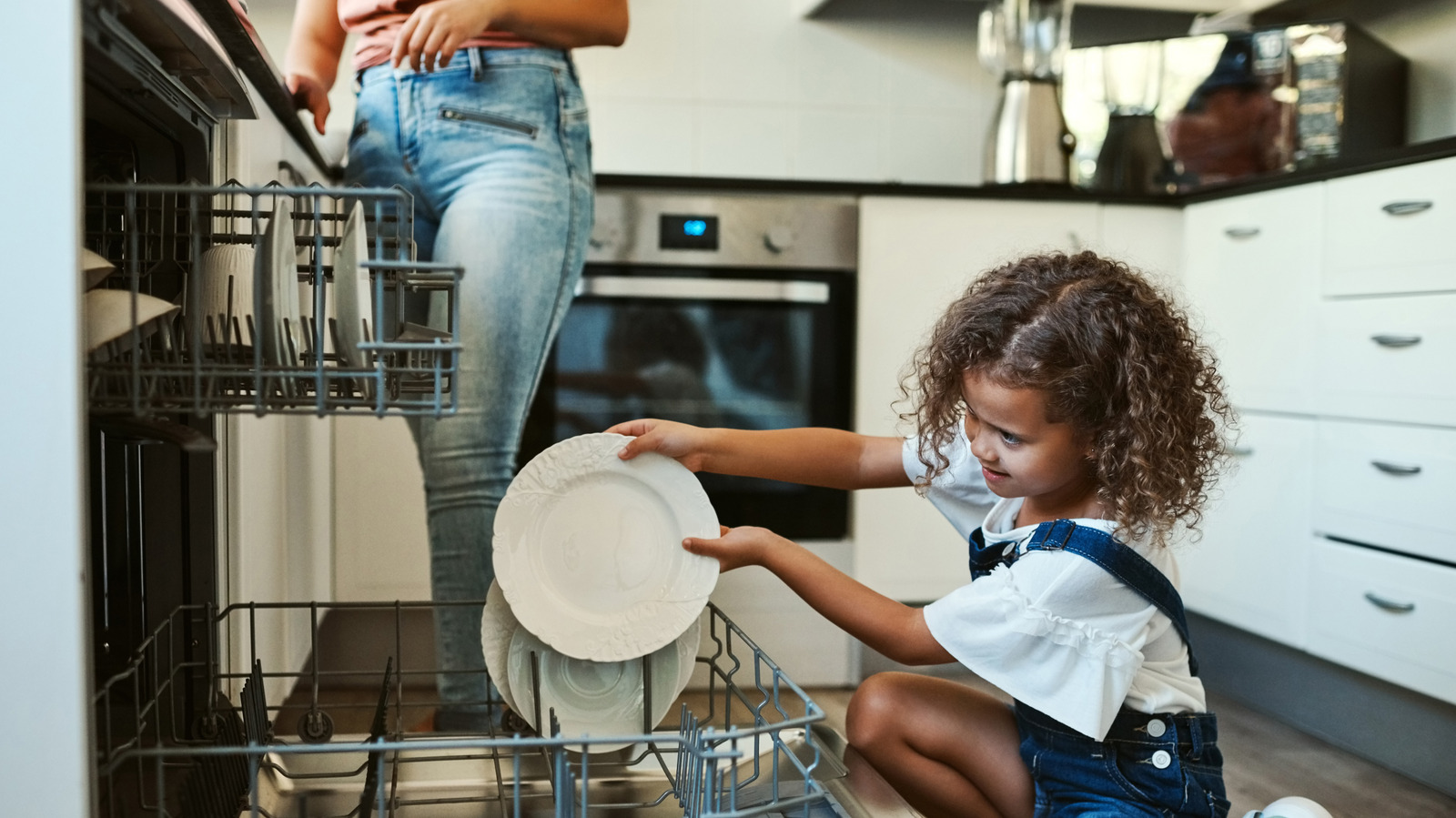 6 Easy Cleaning Hacks To Keep Your Home Tidy With Kids Around