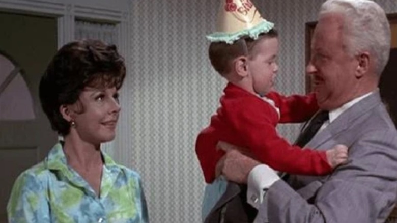 Louise and Larry Tate on "Bewitched"